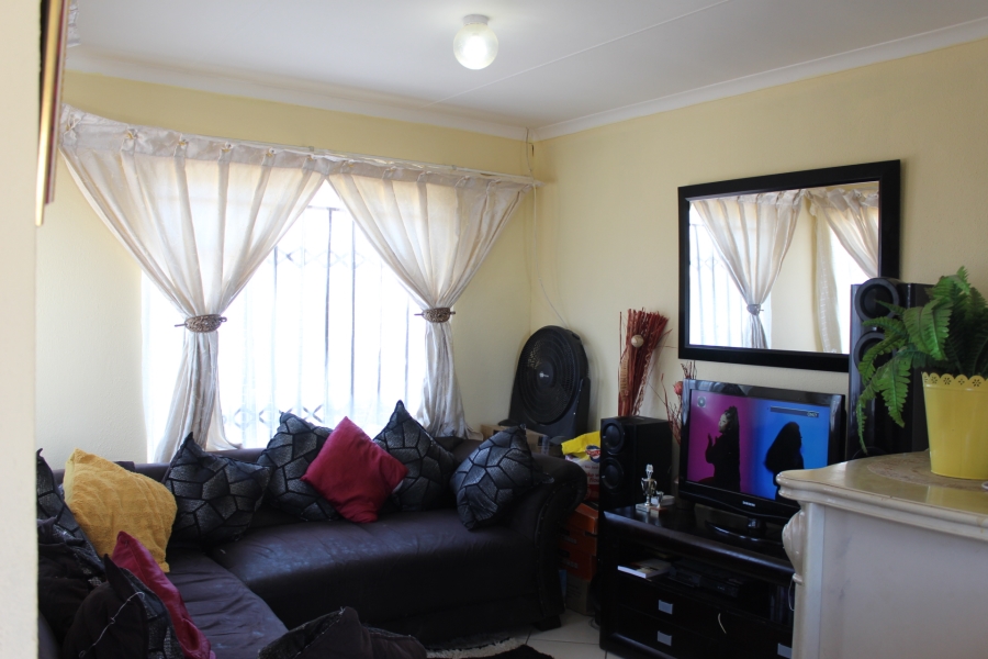 2 Bedroom Property for Sale in Zamdela Free State